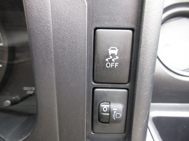 Toyota SUCCEED VAN 2018-03 14859-11