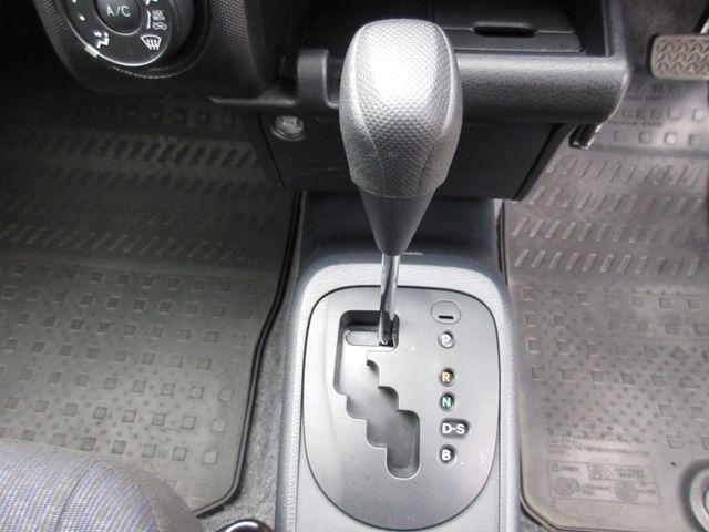 Toyota SUCCEED VAN 2018-03 14859-13