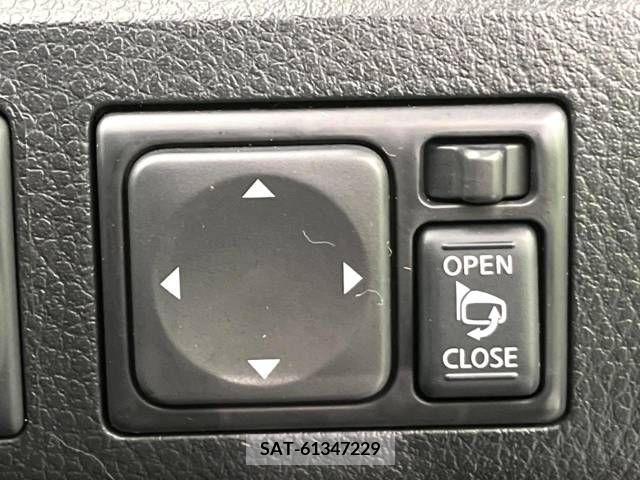 Nissan SERENA 2011-09 255779-7