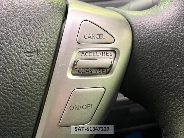 Nissan SERENA 2011-09 255779-5