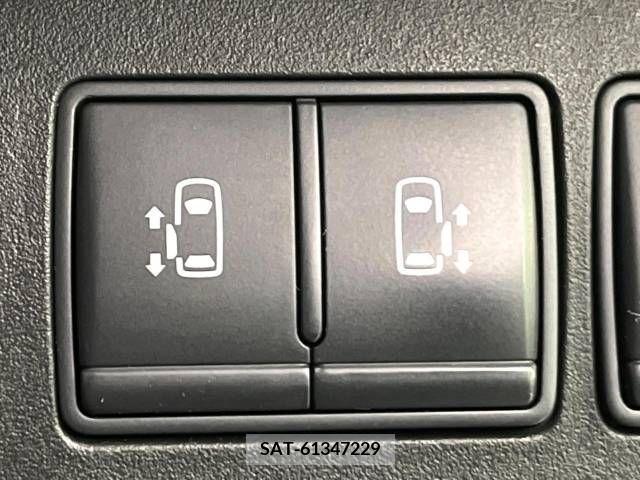 Nissan SERENA 2011-09 255779-4