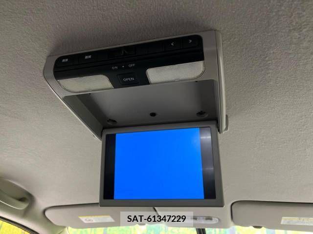 Nissan SERENA 2011-09 255779-3