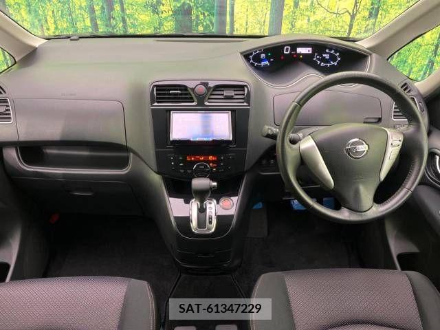 Nissan SERENA 2011-09 255779-1