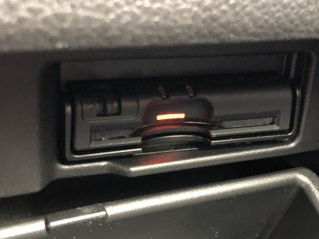 Nissan SERENA 2015-11 6631-8