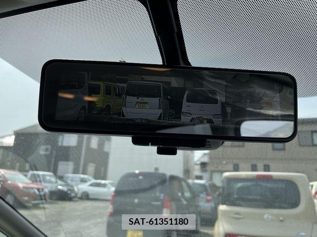 Nissan SERENA 2022-09 207328-9