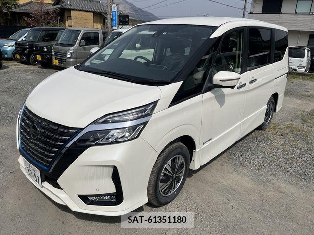 Nissan SERENA 2022-09 207328-1