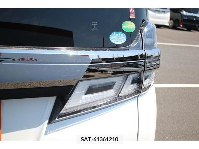 Toyota VELLFIRE 2019-02 303630-13