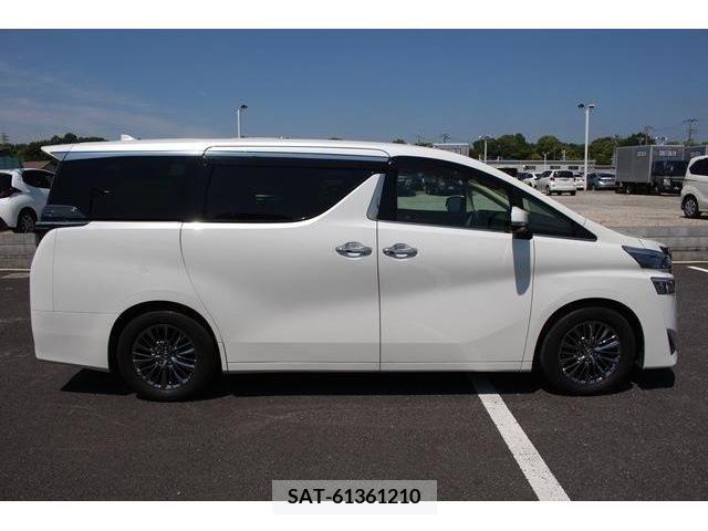 Toyota VELLFIRE 2019-02 303630-10