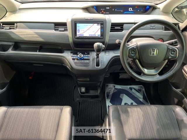 Honda FREED 2017-10 302916-1