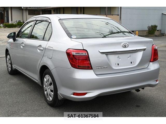 Toyota COROLLA AXIO 2015-04 295754-2