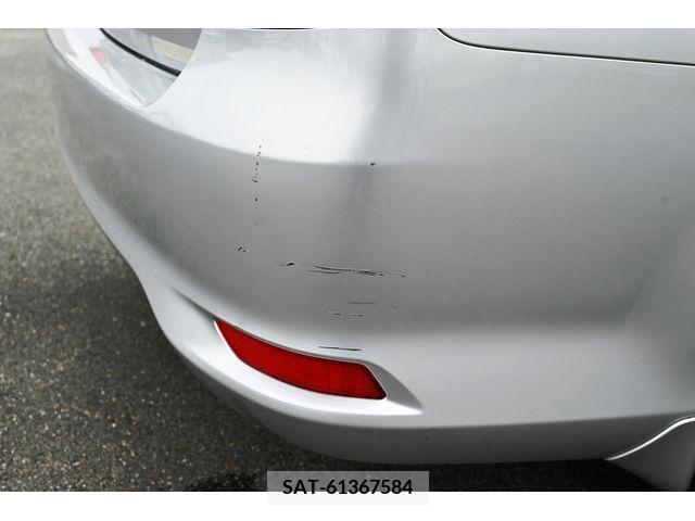 Toyota COROLLA AXIO 2015-04 295754-12