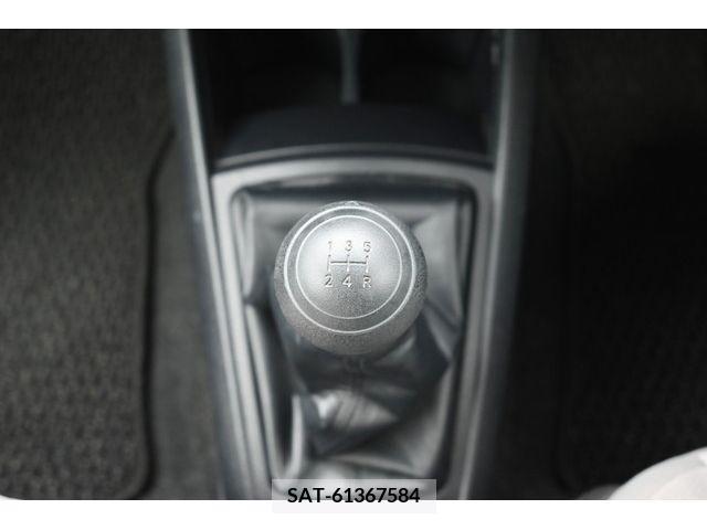 Toyota COROLLA AXIO 2015-04 295754-23