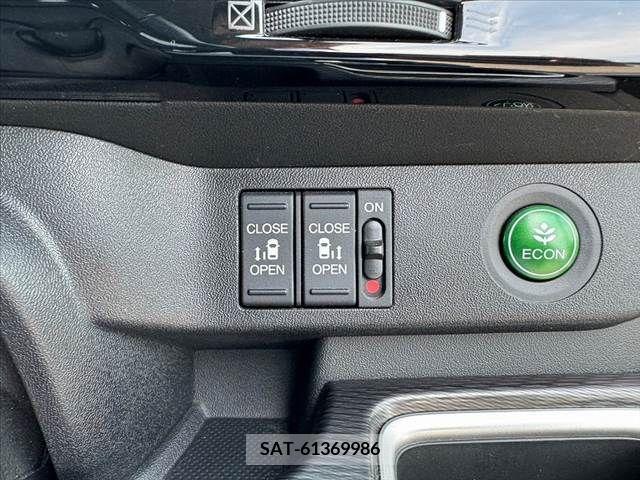Honda e 2020-01 332634-26