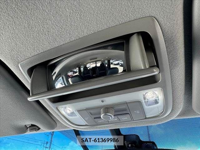 Honda e 2020-01 332634-25