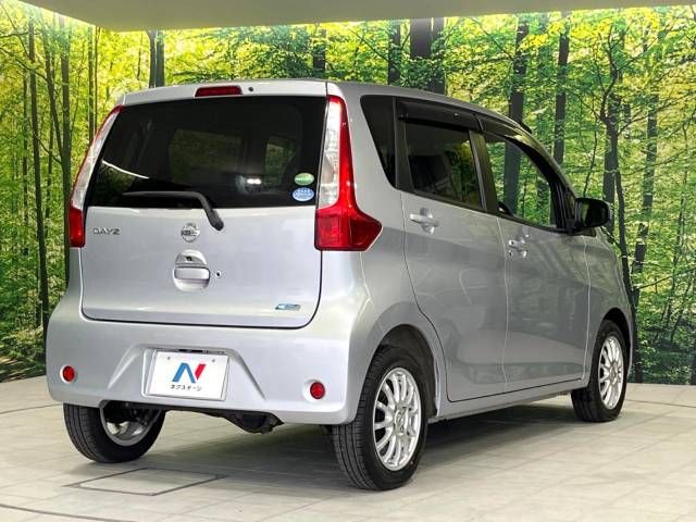 Nissan DAYZ 2013-07 10301-17