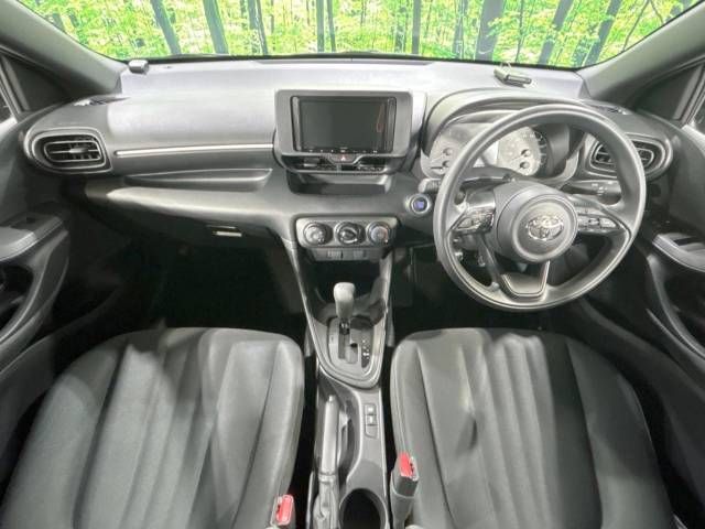Toyota YARIS 2022-10 194800-1