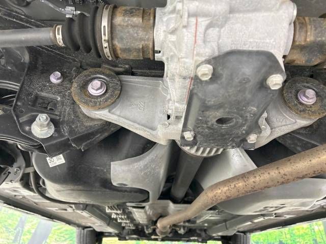 Toyota YARIS 2022-10 194800-18