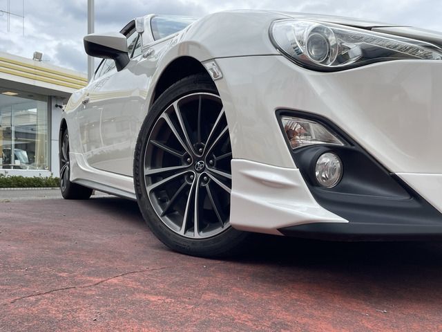 Toyota 86 2014-09 15563-20