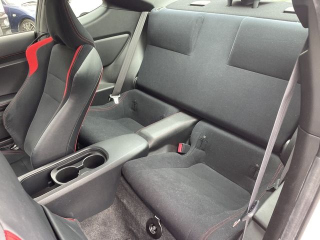 Toyota 86 2014-09 15563-26