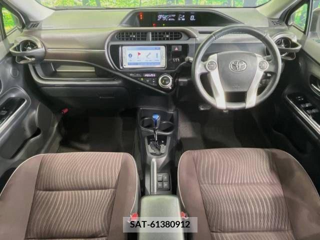 Toyota AQUA 2015-11 291840-1