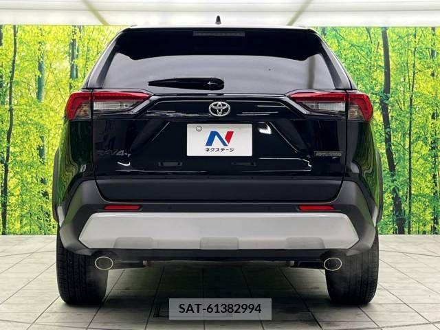 Toyota RAV4 2021-09 222446-15