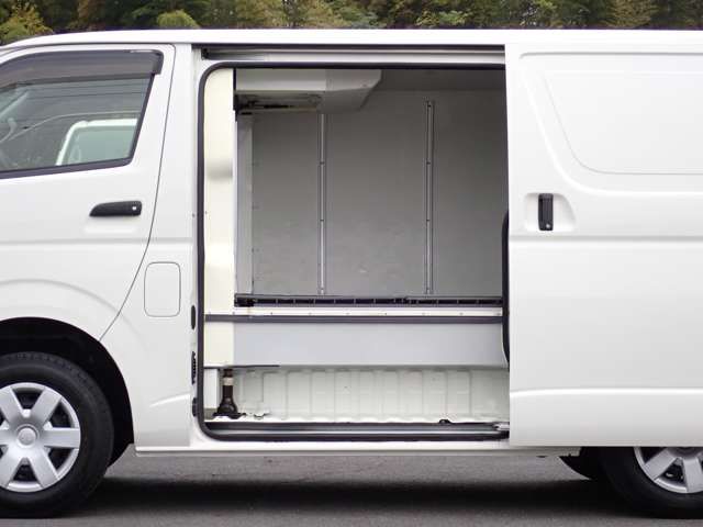Toyota REGIUSACE VAN 2015-12 194023-5