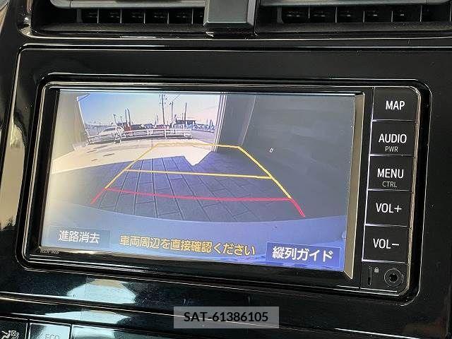 Toyota PRIUS 2019-06 366608-2