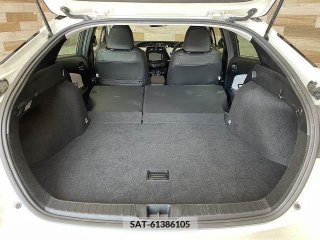 Toyota PRIUS 2019-06 366608-12