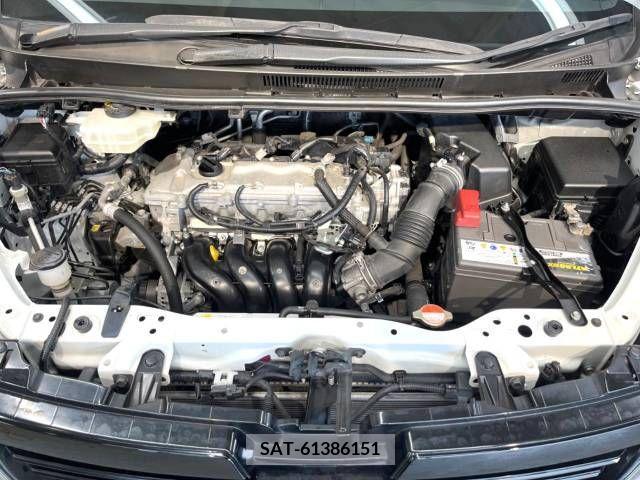 Toyota VOXY 2016-12 331425-15