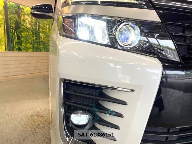 Toyota VOXY 2016-12 331425-13