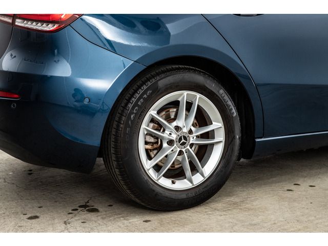 Mercedes Benz A-CLASS 2019-11 1385-15