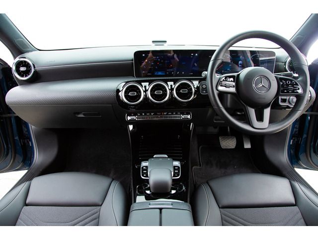 Mercedes Benz A-CLASS 2019-11 1385-1