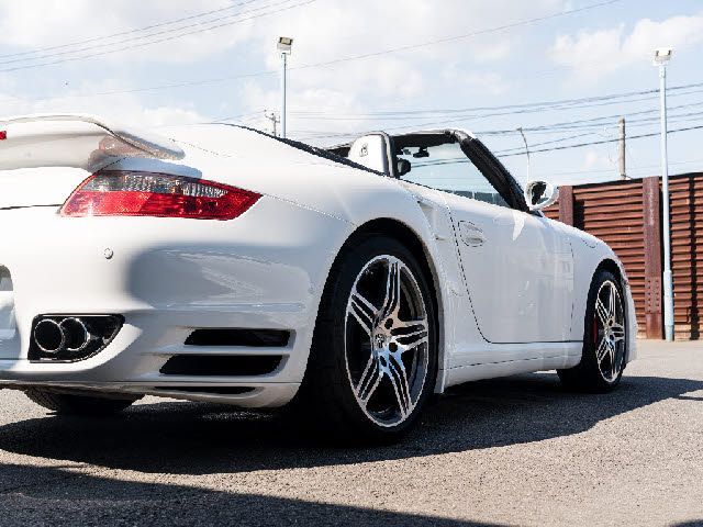 Porsche 911 2009-03 7559-14