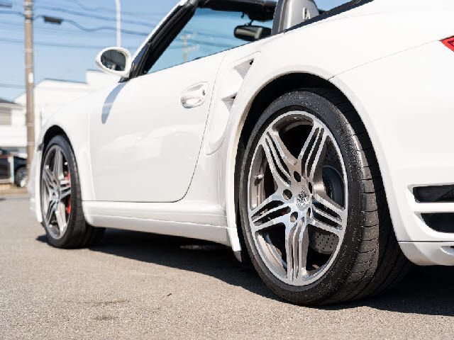 Porsche 911 2009-03 7559-12
