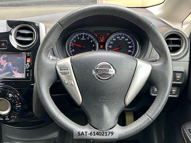 Nissan NOTE 2015-12 219363-13