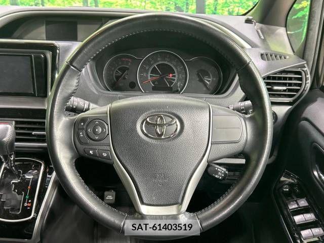 Toyota VOXY 2019-02 347288-12