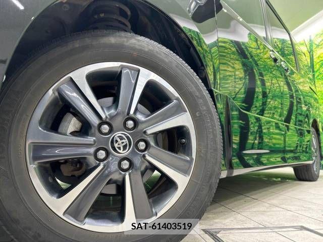 Toyota VOXY 2019-02 347288-14
