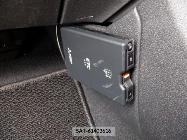 Nissan NOTE 2021-05 205692-10