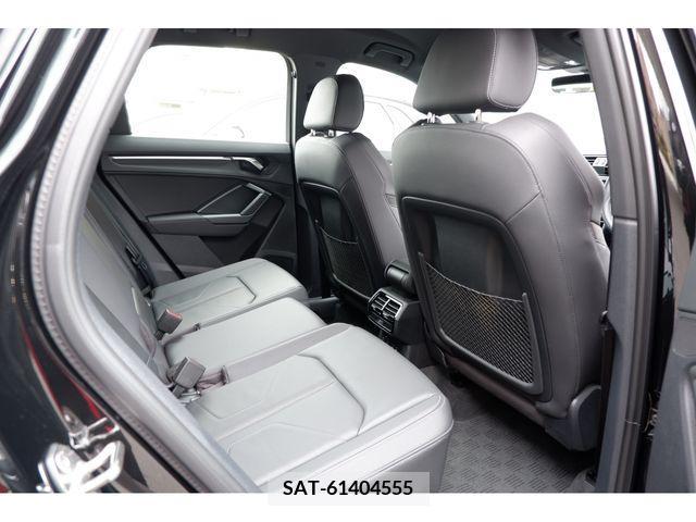 Audi Q3 2023-07 212305-13
