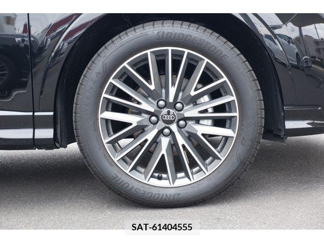 Audi Q3 2023-07 212305-14
