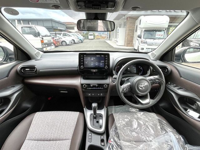 Toyota YARIS CROSS 2022-02 188302-16