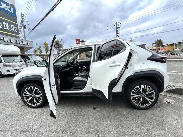 Toyota YARIS CROSS 2022-02 188302-4