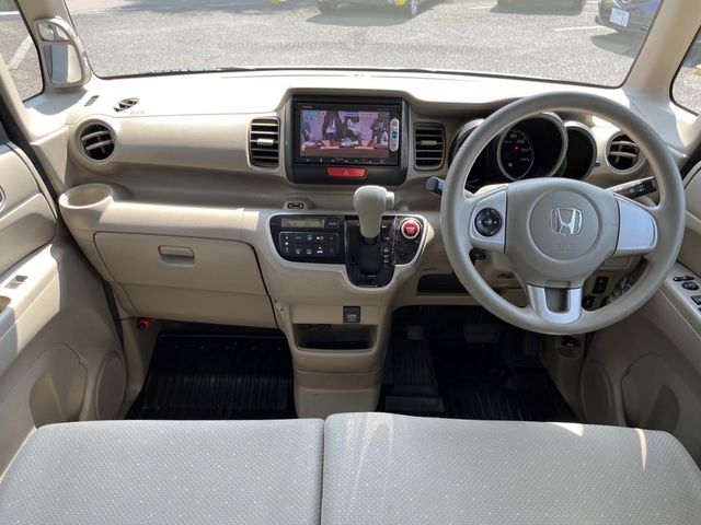 Honda N BOX 2014-04 23118-4