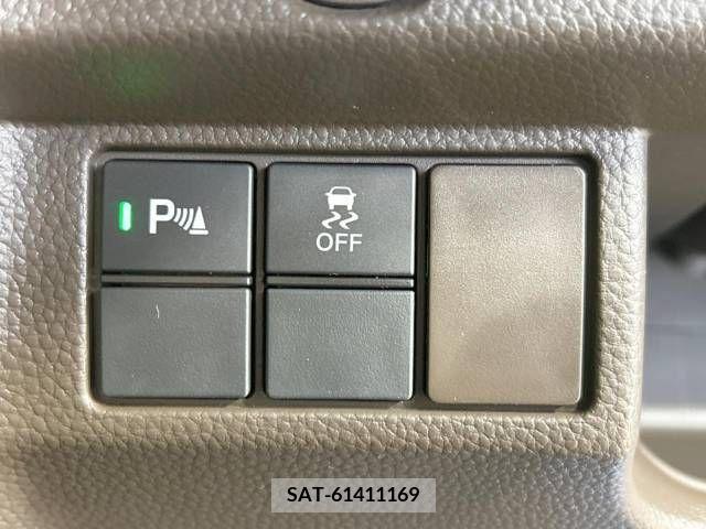 Honda N BOX 2022-03 333910-5