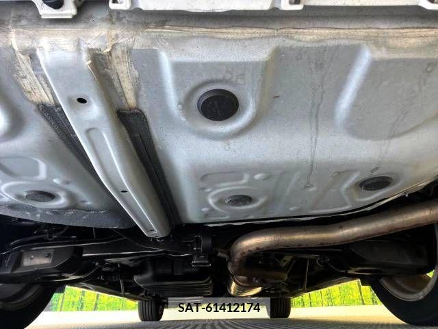 Toyota VELLFIRE 2015-12 369744-19
