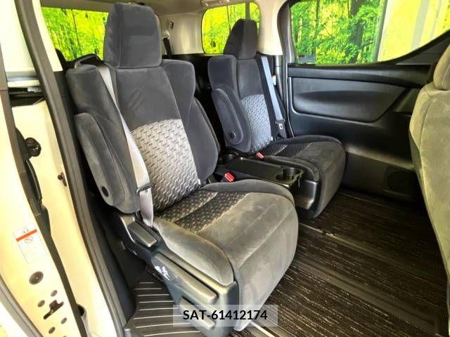 Toyota VELLFIRE 2015-12 369744-9