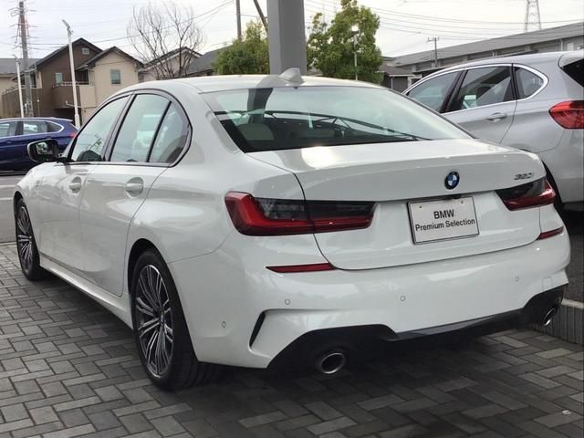 Bmw 3 SERIES 2022-04 14950-2