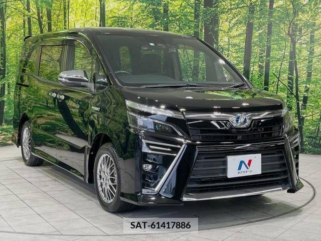 Toyota VOXY HYBRID 2018-11 373077-16