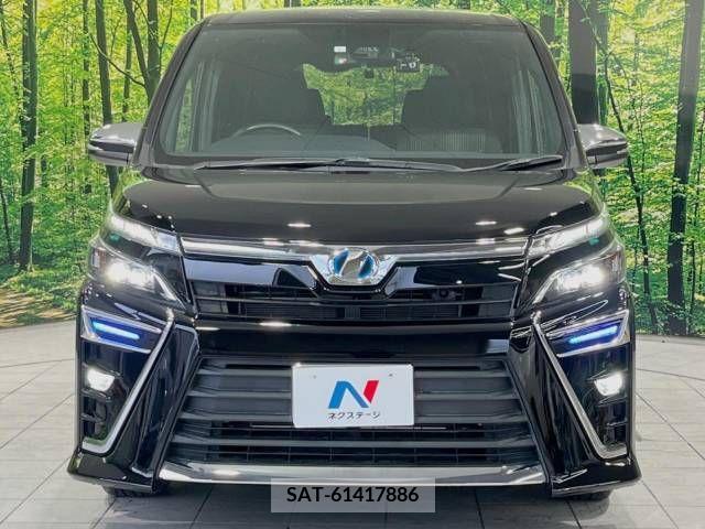 Toyota VOXY HYBRID 2018-11 373077-14