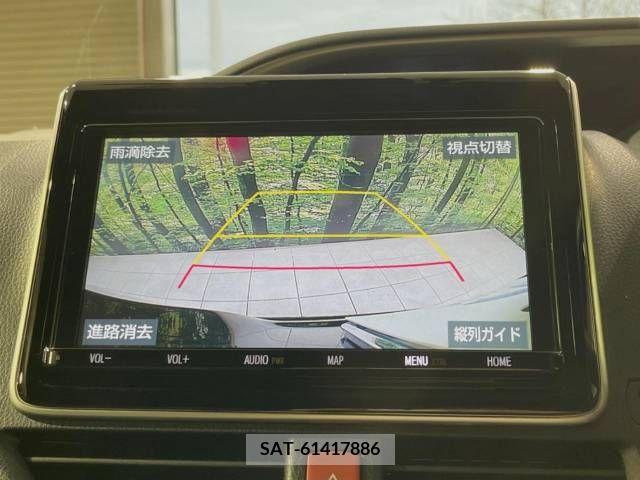 Toyota VOXY HYBRID 2018-11 373077-4